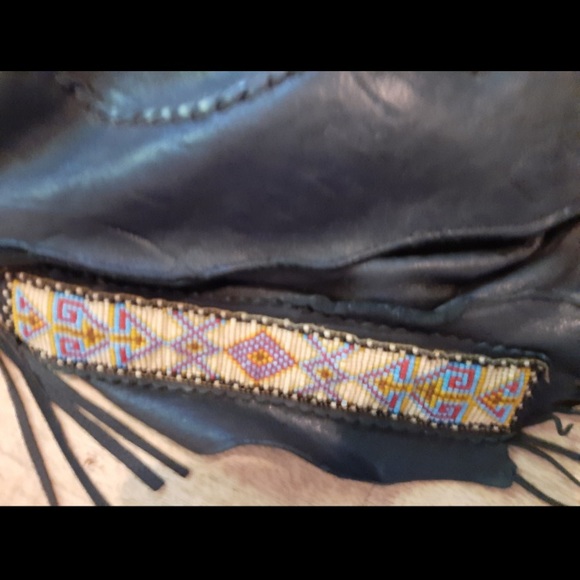 Vintage Tribe America gorgeous leather boho bag…. Perfect condition retail 350$ - Picture 6 of 6